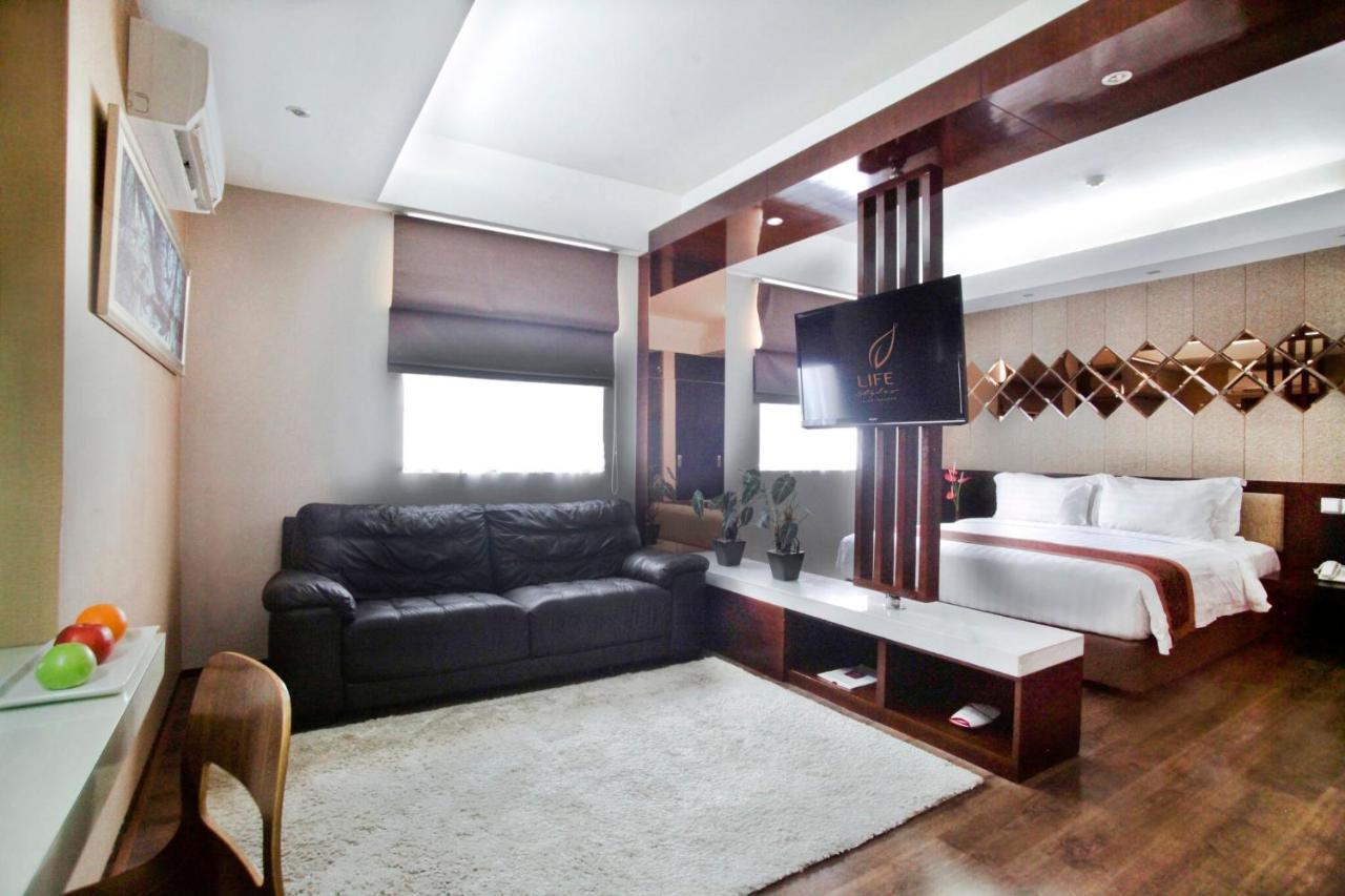 Favor Hotel Makassar Buitenkant foto